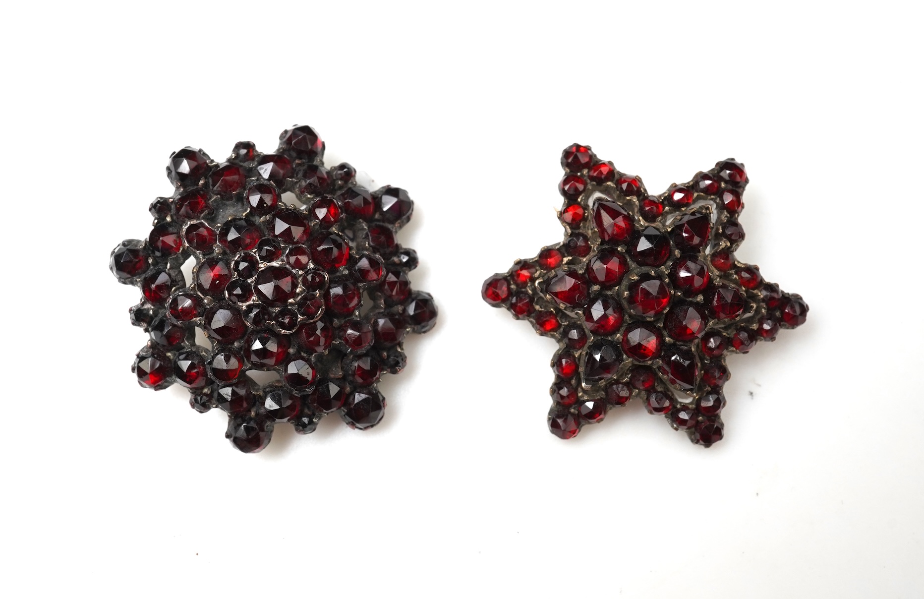 A collection of five brooches, 19th century